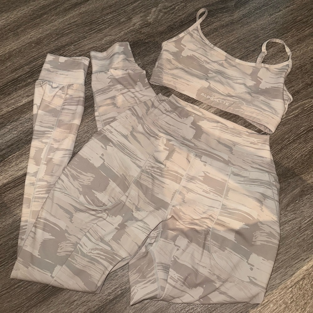 Alphalete camo set